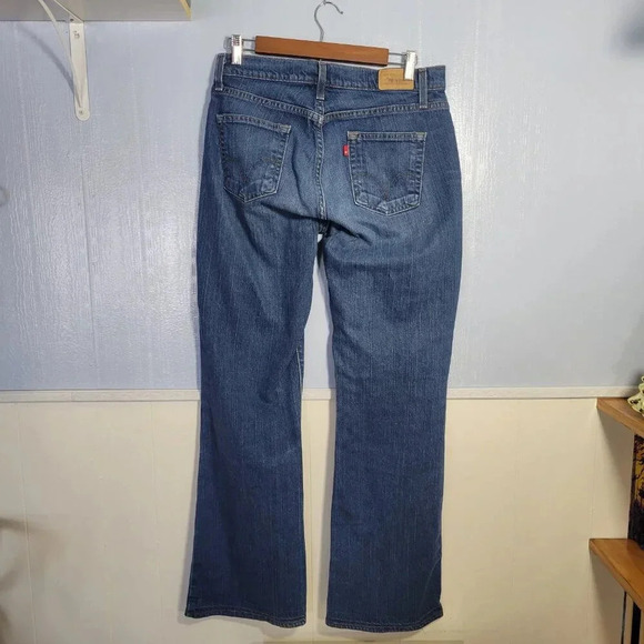 Levi's Curvy 529 Size 12 Classic Medium Wash Blue Bootcut Denim Jeans - Picture 5 of 12